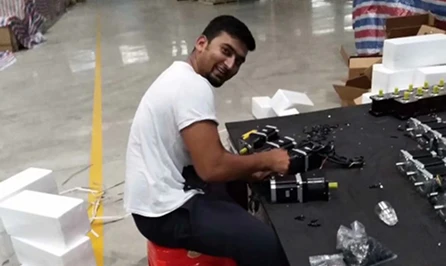 Soluci&oacute;n integrada de &ldquo;mecanizado CNC + chapa met&aacute;lica&rdquo; para un fabricante de equipos de automatizac